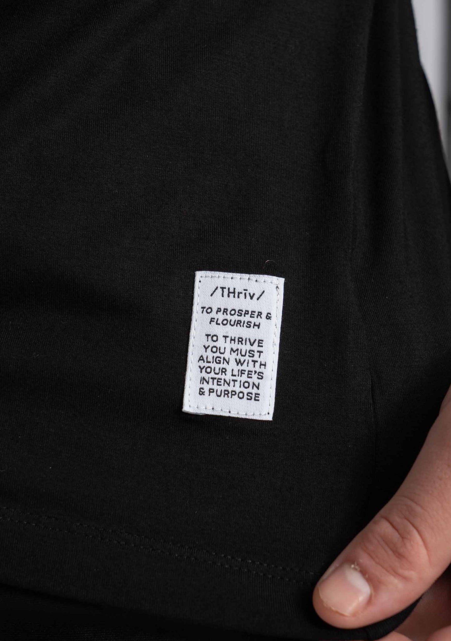 The Thrive Long-Sleeve - Black