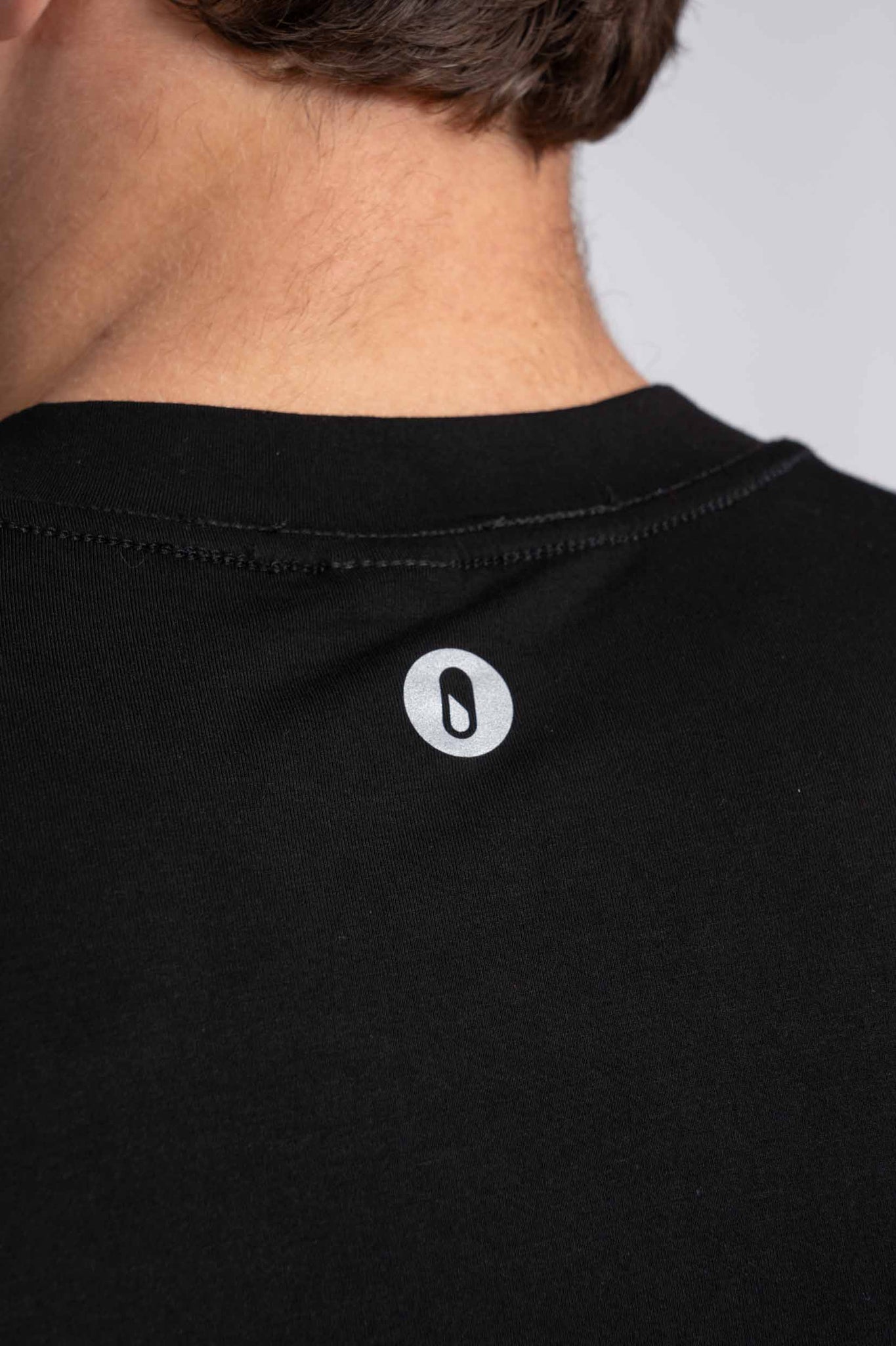 The Thrive Long-Sleeve - Black