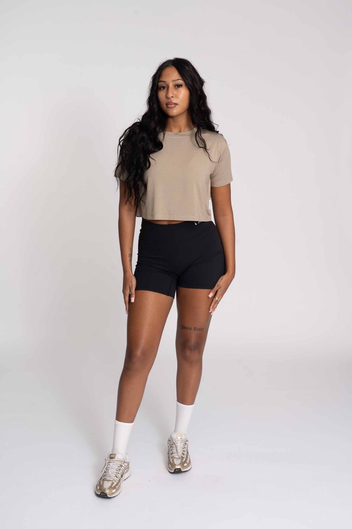 Thrive Crop Tee - Dusty Sand