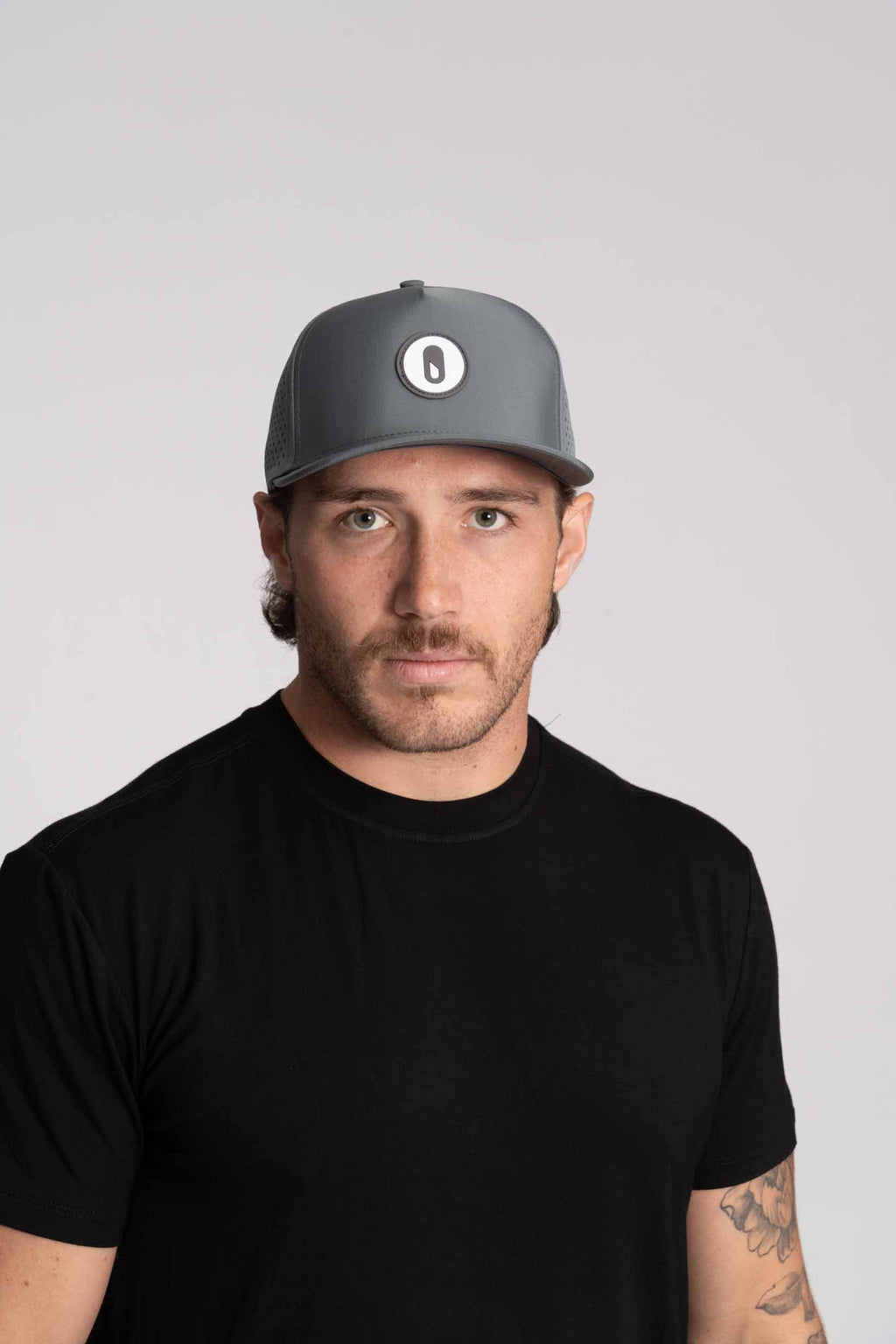 Dose Performance Mesh Hat - Graphite – LRX Apparel